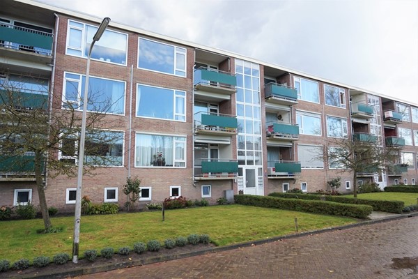 Esdoornlaan 17, Hoogeveen